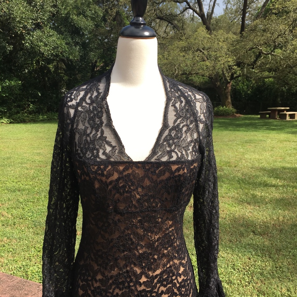 LAUNDRY by Shelli Segal Lace Dress Size 8